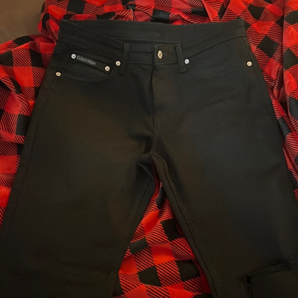 Black Calvin Klein jeans slim fit 32/32 brand new.